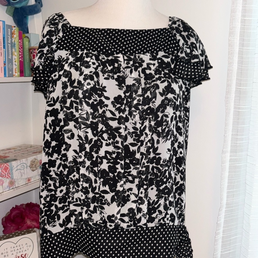 Dressbarn Floral Cap Sleeve Blouse